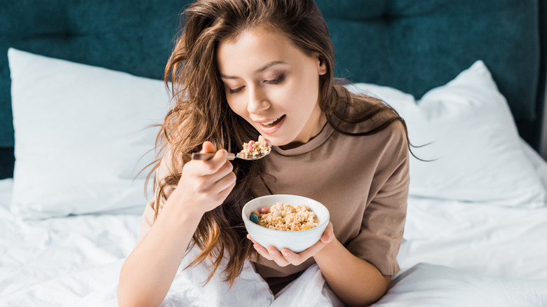 Why a Nutrient Dense Oats Bowl is the Perfect Start to Your Day