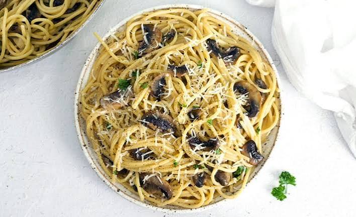 Creamy Restaurant Style Mushroom Pasta Recipe You Can Make at Home